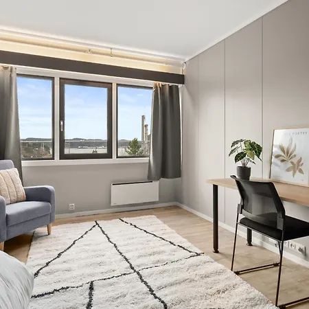 Brevik Hybelhotell פורסגרון