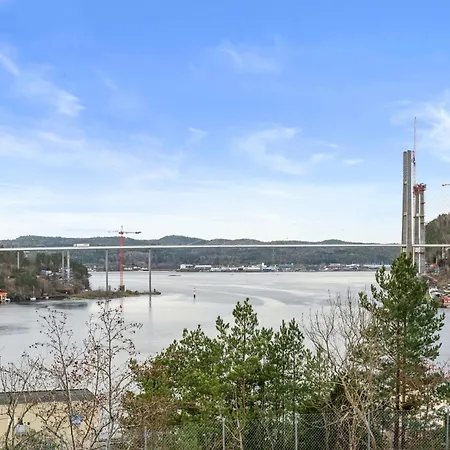 מלון דירות Brevik Hybelhotell *