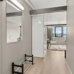 Brevik Hybelhotell شقة فندقية *